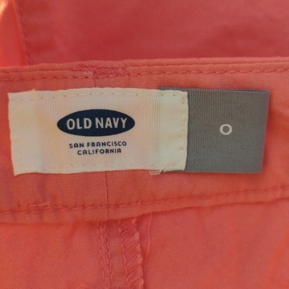 Old Navy Coral 3.5